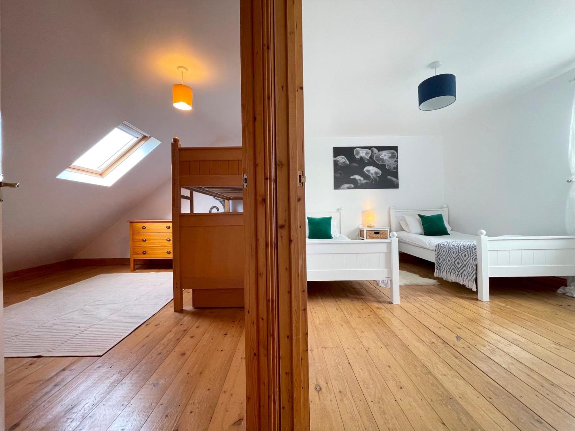 Spacious Home Sleeps 6 Short Walk To Port Isaac Village & Stunning Views 外观 照片